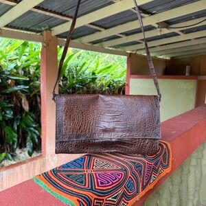 Amelia Berko Brown‎ Genuine Leather Shoulder Bag Croc Embossed Boho Flap